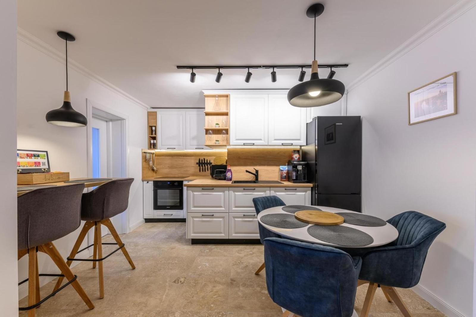 Five Stars Apartment Temesvár Kültér fotó
