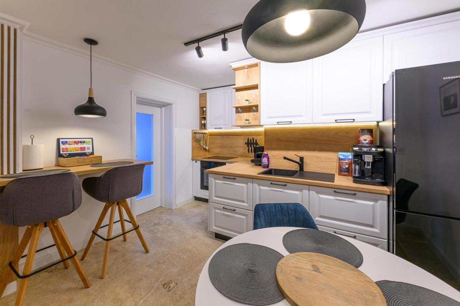 Five Stars Apartment Temesvár Kültér fotó